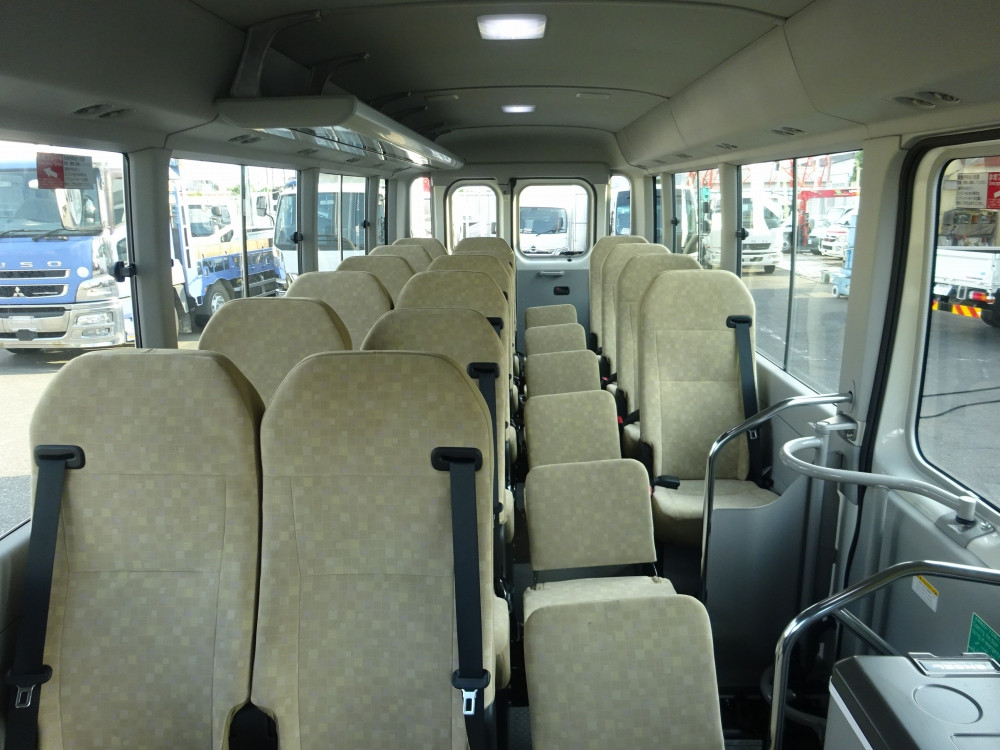 トヨタ コースター 2KG-GDB70(2WD)の写真13