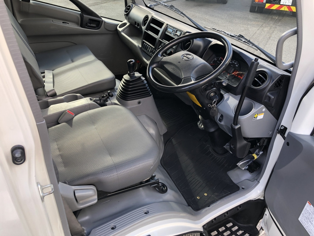 日野 デュトロ 2KG-XZU700X(2WD)の写真4