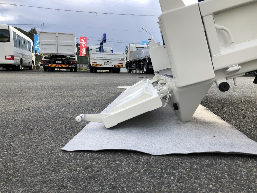 日野 デュトロ 2KG-XZU700X(2WD)の写真19