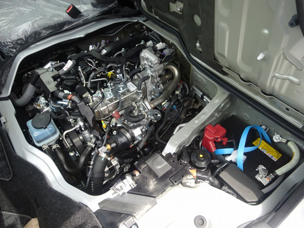 トヨタ ハイエースコミューター 3DF-GDH223B(2WD)の写真10