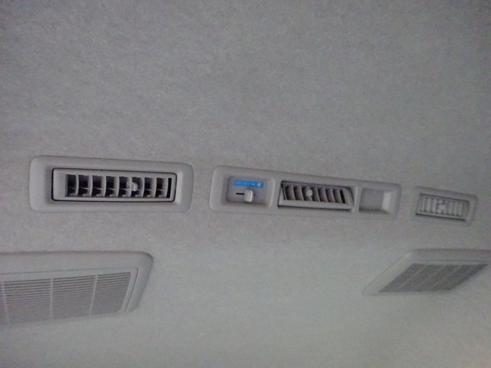 トヨタ ハイエースコミューター 3DF-GDH223Bの写真23