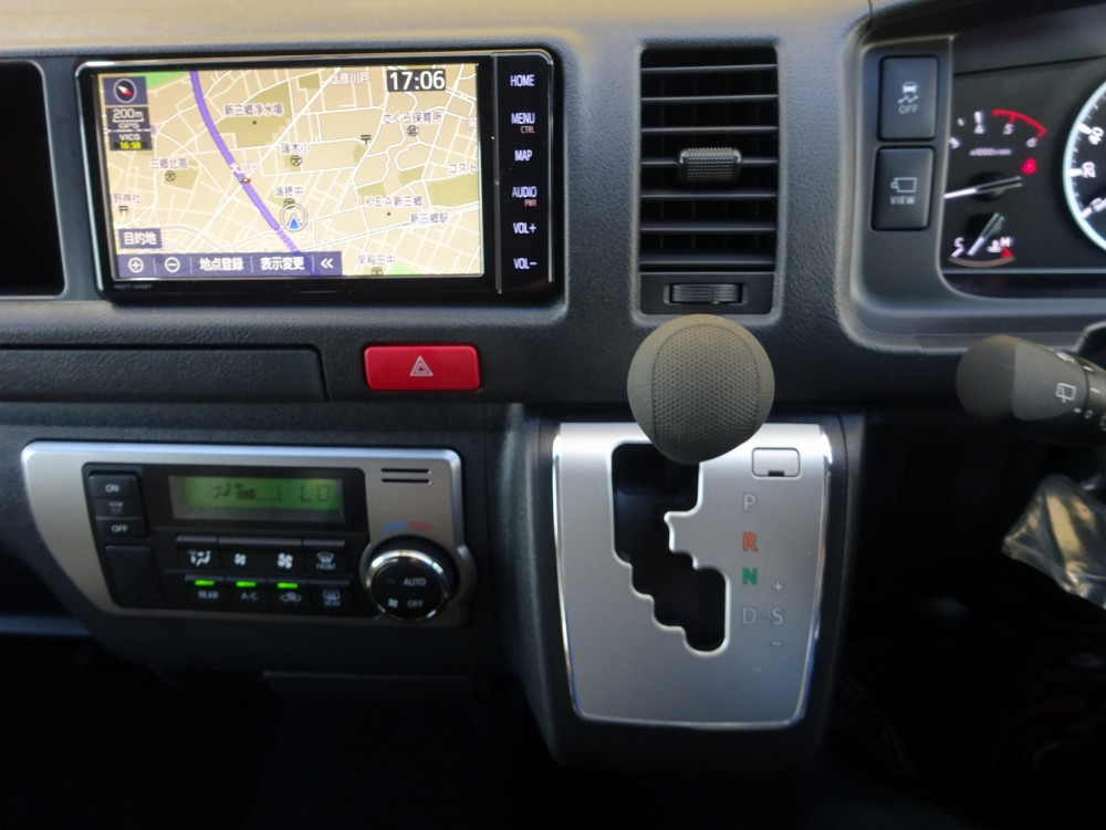 トヨタ ハイエースコミューター 3DF-GDH223Bの写真33