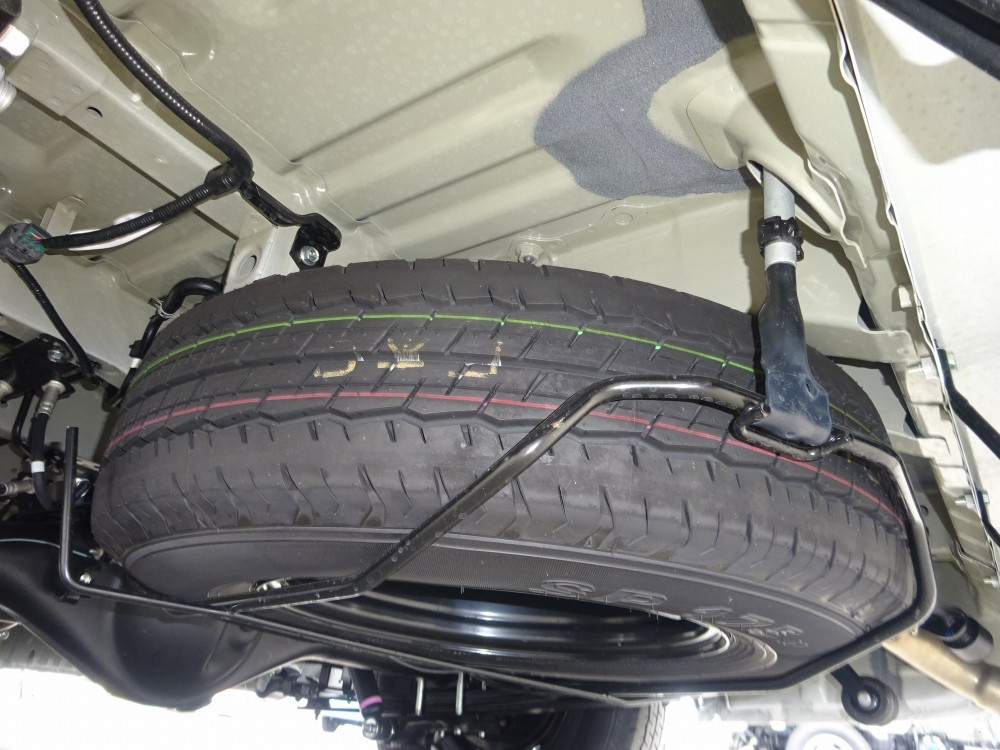 トヨタ ハイエースコミューター 3DF-GDH223Bの写真47