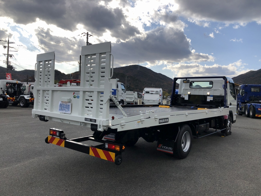 三菱 キャンター 2PG-FEB80(2WD)の写真2