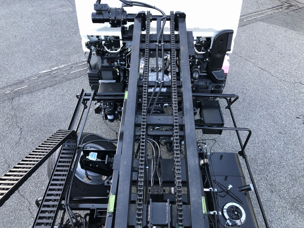 三菱 キャンター 2PG-FEB80(2WD)の写真23