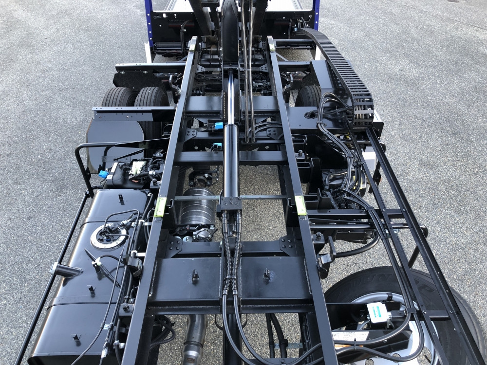 三菱 キャンター 2PG-FEB80(2WD)の写真24