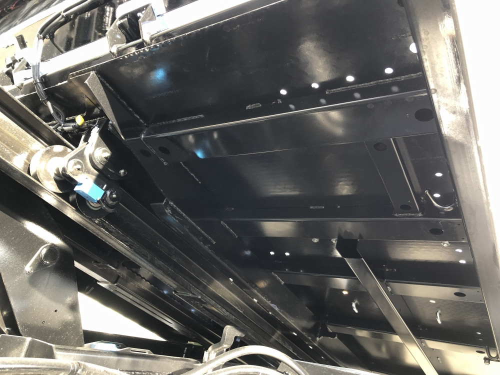 三菱 キャンター 2PG-FEB80(2WD)の写真31