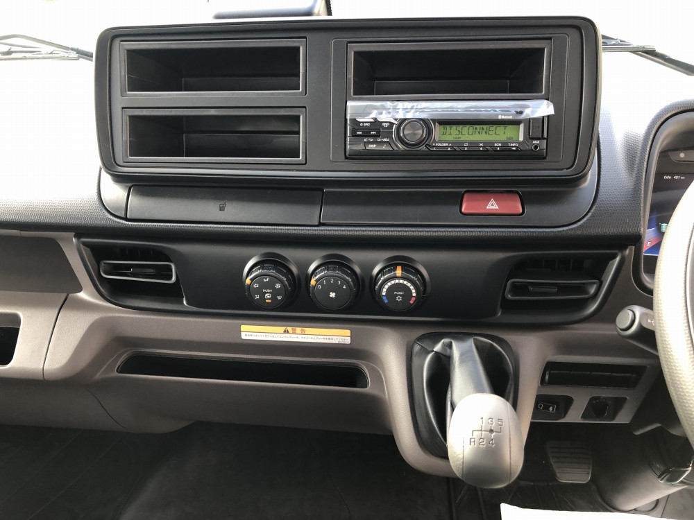 三菱 キャンター 2PG-FEB80(2WD)の写真41