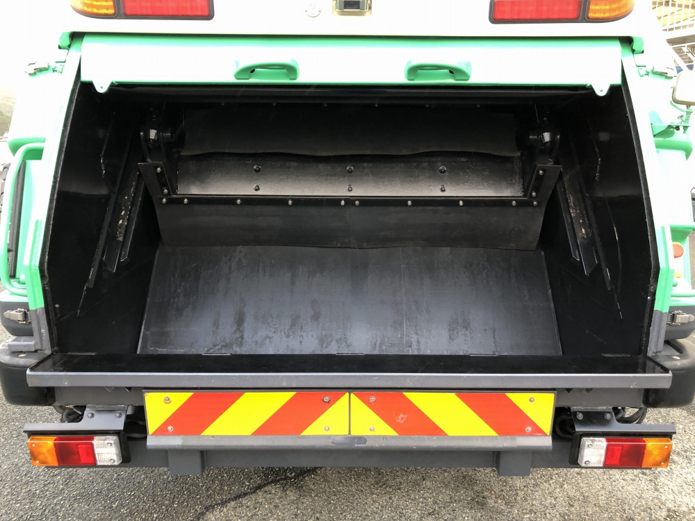 いすゞ エルフ TPG-NPR85YN(2WD)の写真12