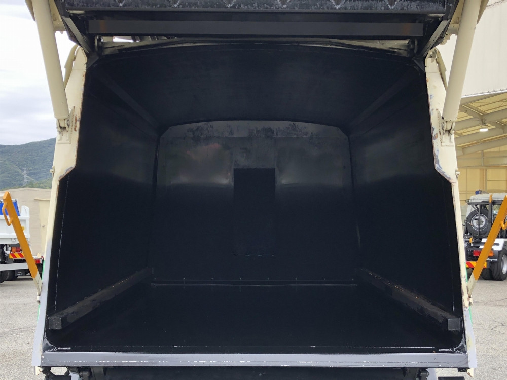 いすゞ エルフ TPG-NPR85YN(2WD)の写真15