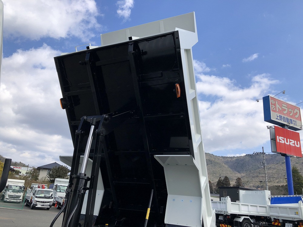 三菱 ファイター 2KG-FK62FZ(2WD)の写真18