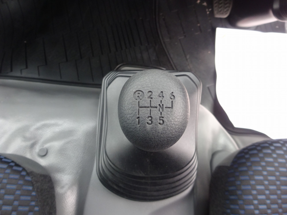 日野 デュトロ 2KG-XZU712M(2WD)の写真38