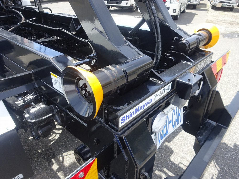 三菱 ファイター 2KG-FK72F(2WD)の写真13