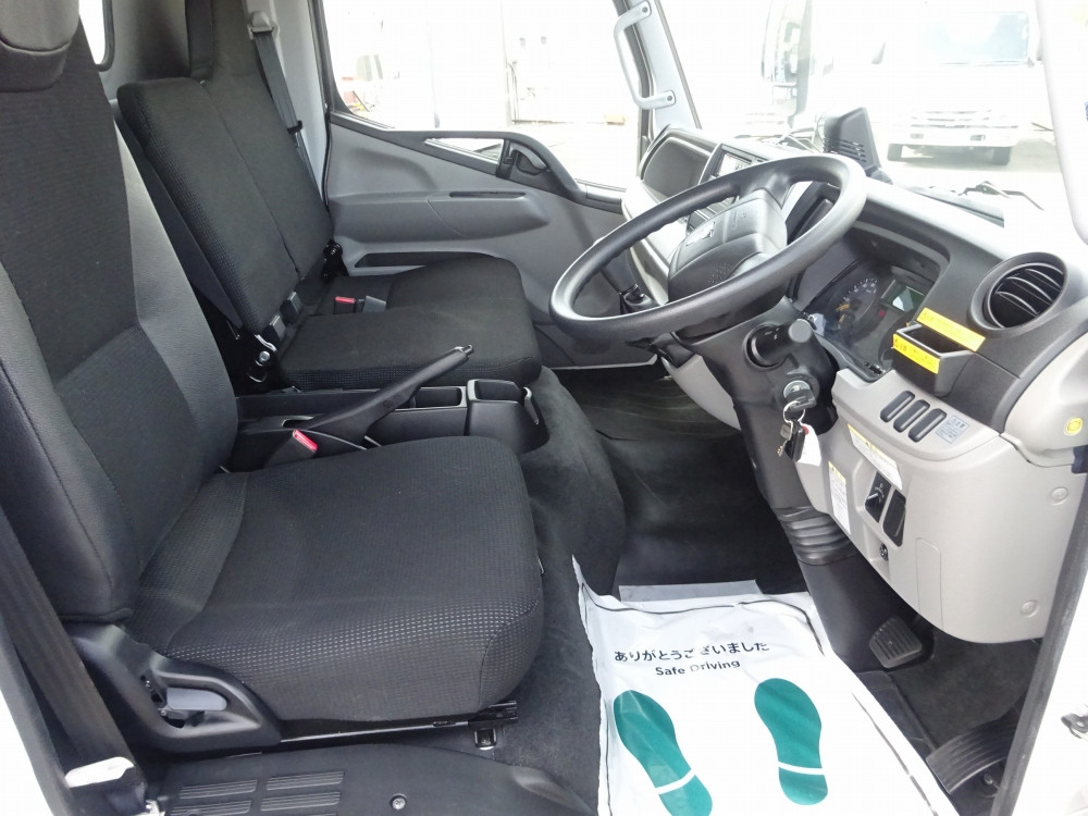 三菱 キャンター 2RG-FEB50(2WD)の写真4