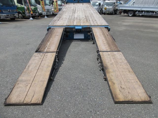 日野 プロフィア BDG-FW1EWY(8x4)の写真15