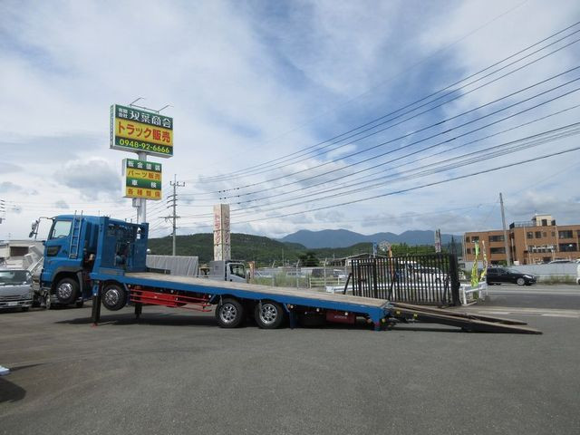 日野 プロフィア BDG-FW1EWY(8x4)の写真17