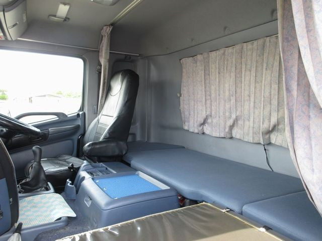 日野 プロフィア BDG-FW1EWY(8x4)の写真40