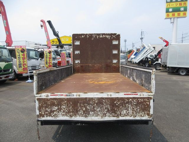 いすゞ エルフ TRG-NPR85AR(2WD)の写真12