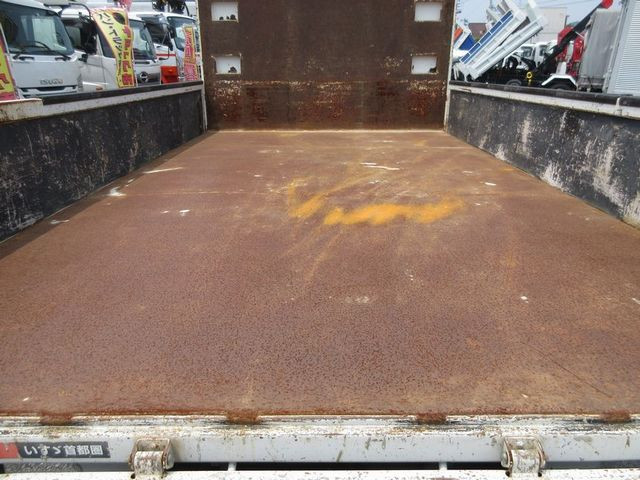 いすゞ エルフ TRG-NPR85AR(2WD)の写真13