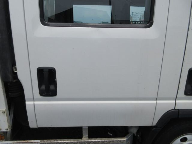 いすゞ エルフ TRG-NPR85AR(2WD)の写真18