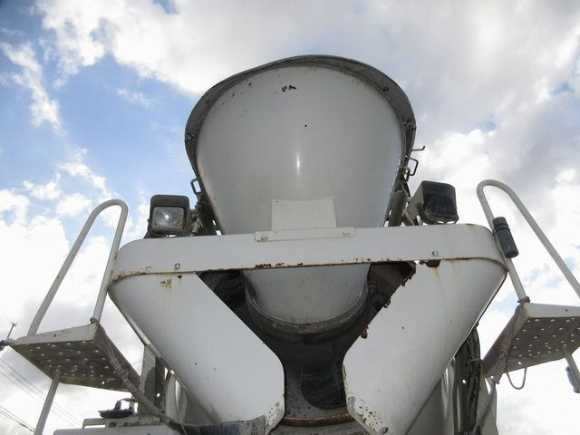 日野 プロフィア 2DG-FS1AGA(6x4)の写真18