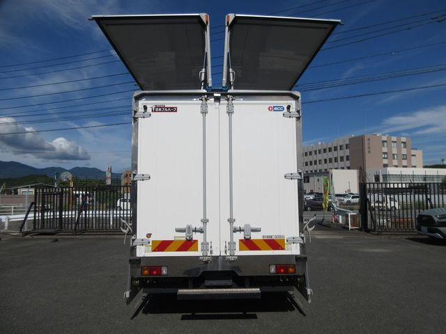 日野 デュトロ 2RG-XZU722M(2WD)の写真14