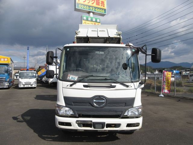 日野 レンジャー 2KG-FC2ABA(2WD)の写真10