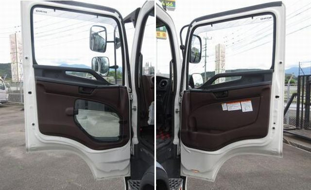 日野 レンジャー 2KG-FD2ABA(2WD)の写真32