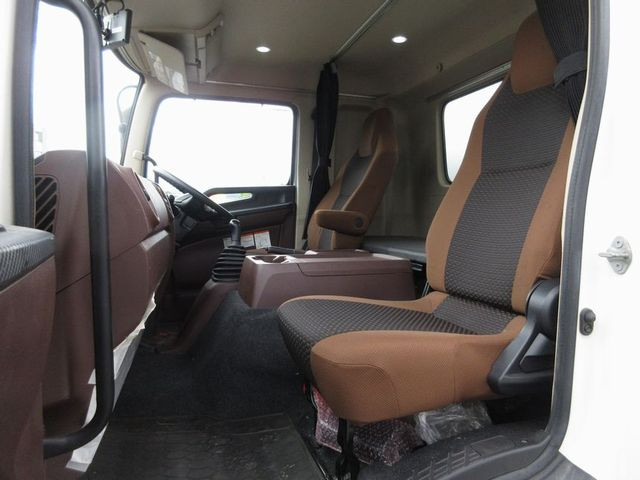 日野 レンジャー 2KG-FD2ABA(2WD)の写真37