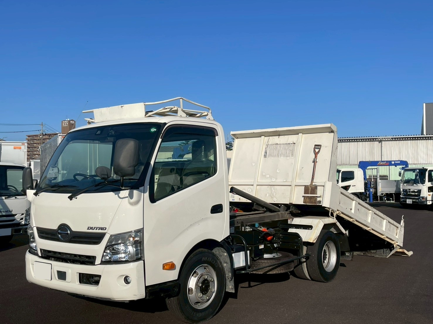 日野 デュトロ 2KG-XZU700X(2WD)の写真1