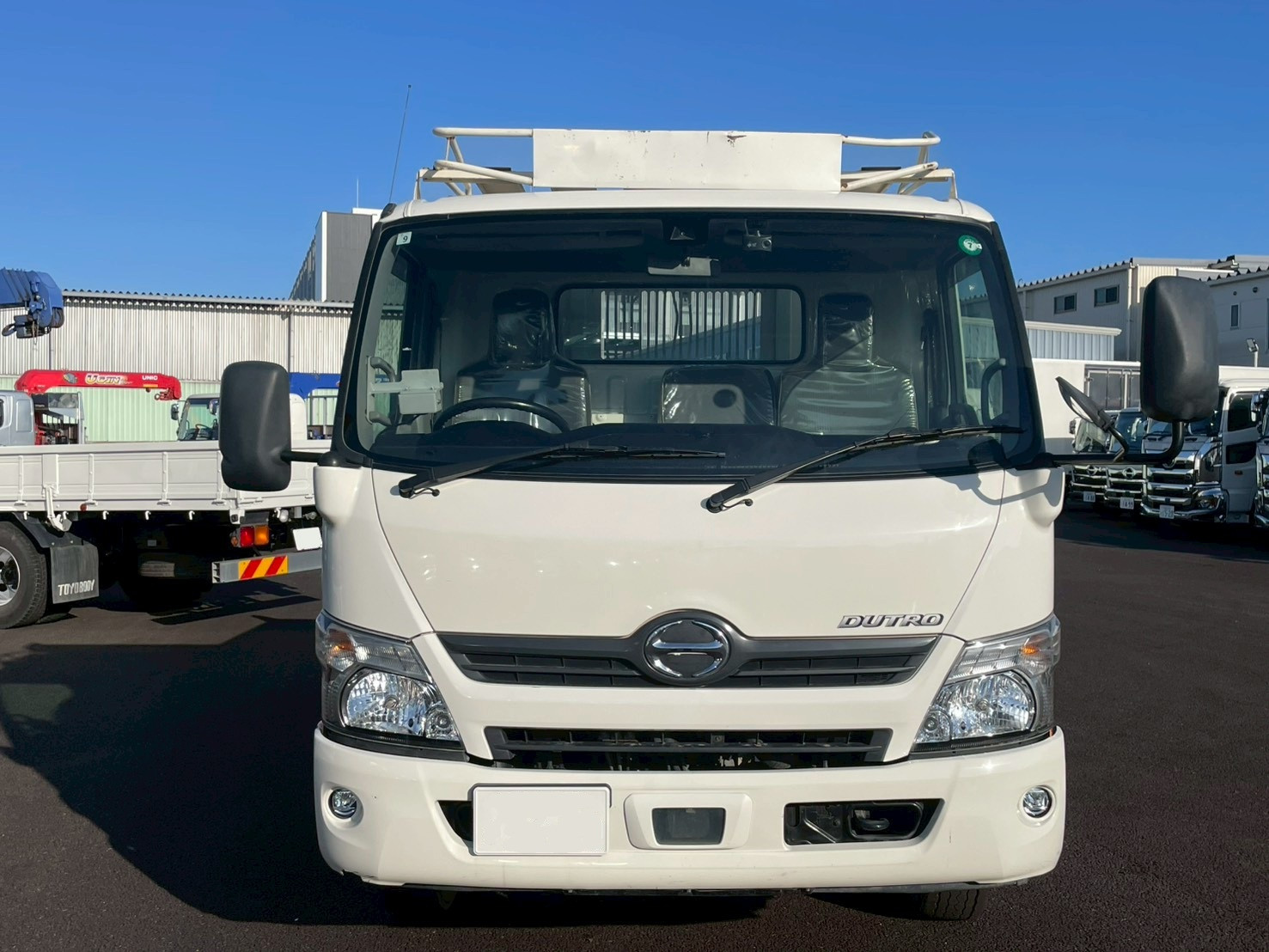 日野 デュトロ 2KG-XZU700X(2WD)の写真2