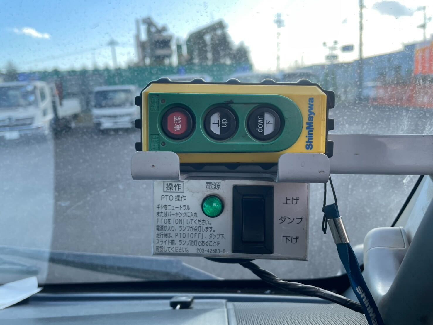 日野 デュトロ 2KG-XZU700X(2WD)の写真47