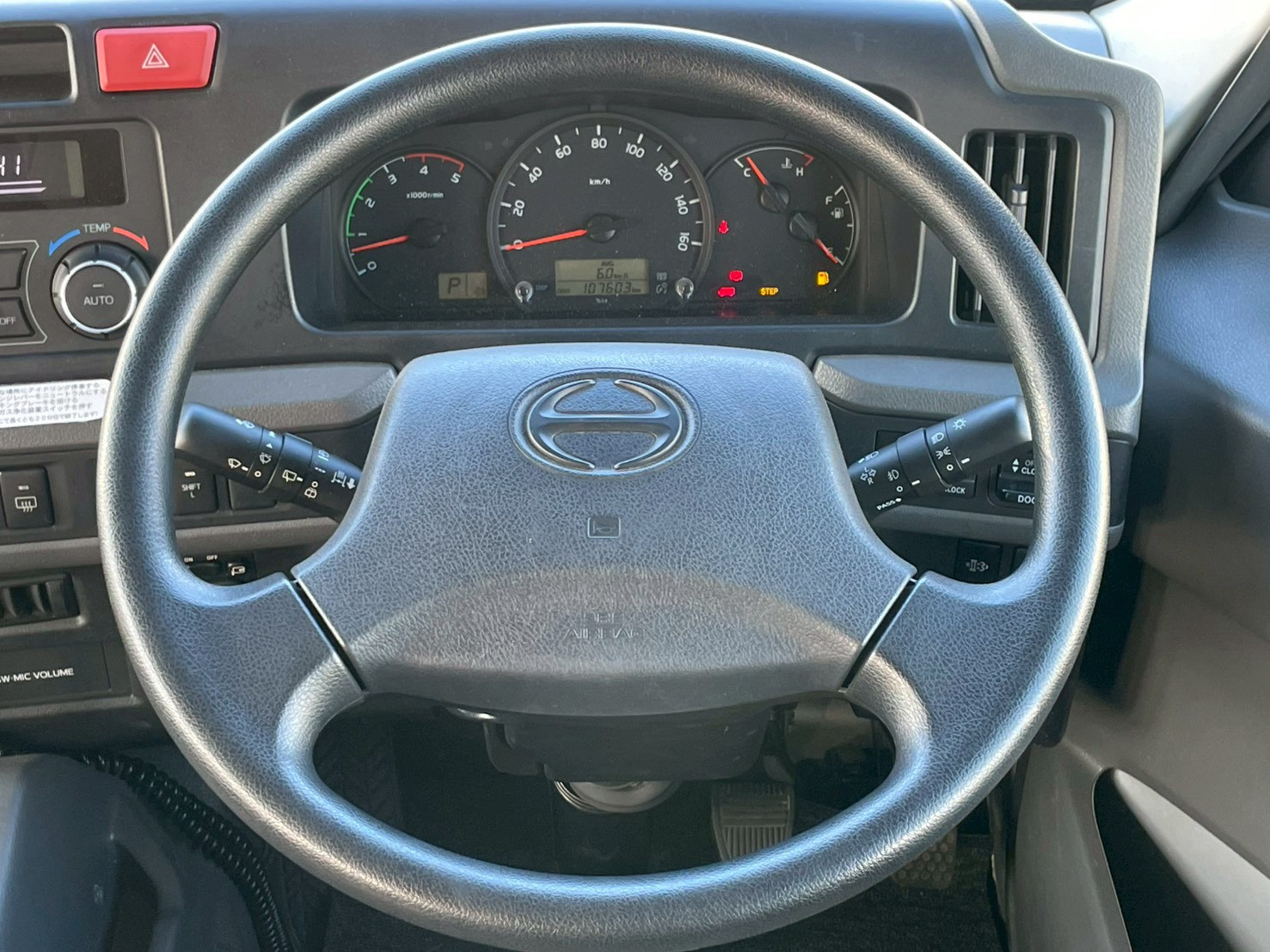 日野 リエッセⅡ SDG-XZB70M(2WD)の写真38