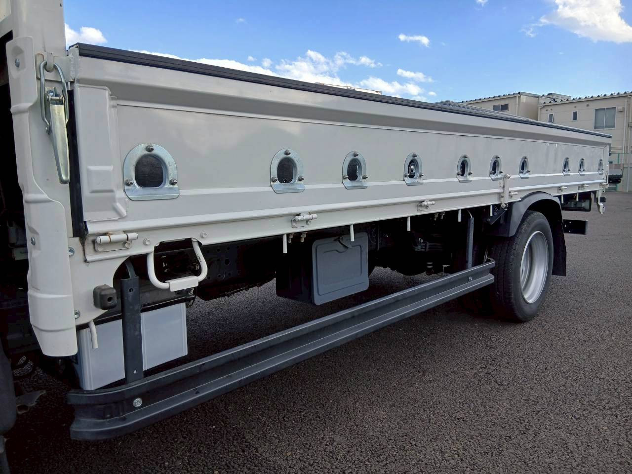 トヨタ ダイナ 2RG-XZU655(2WD)の写真7