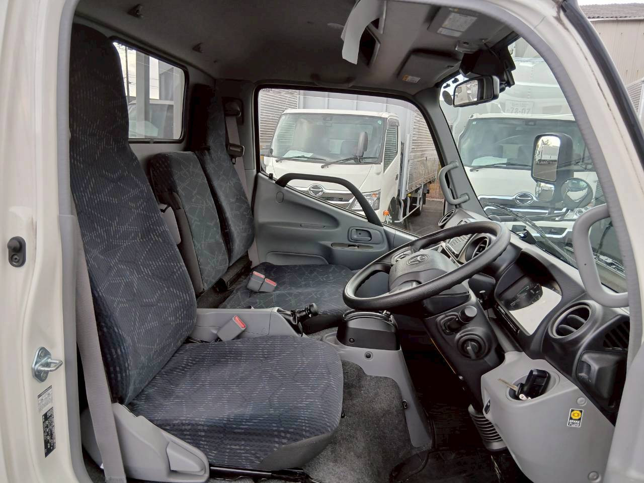 トヨタ ダイナ 2RG-XZU655(2WD)の写真25