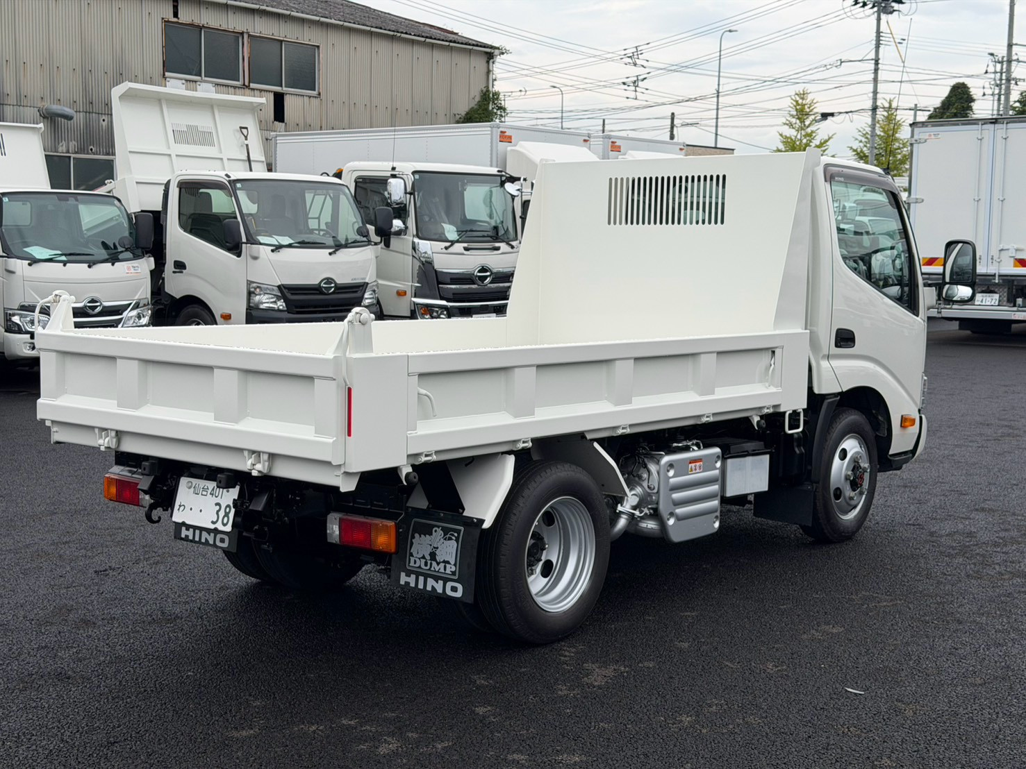 日野 デュトロ 2DG-XZU675T(4WD)｜中古トラックなら【トラック市】