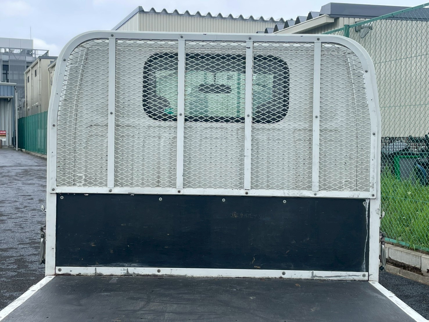 いすゞ エルフ 2RG-NJR88A(2WD)の写真19