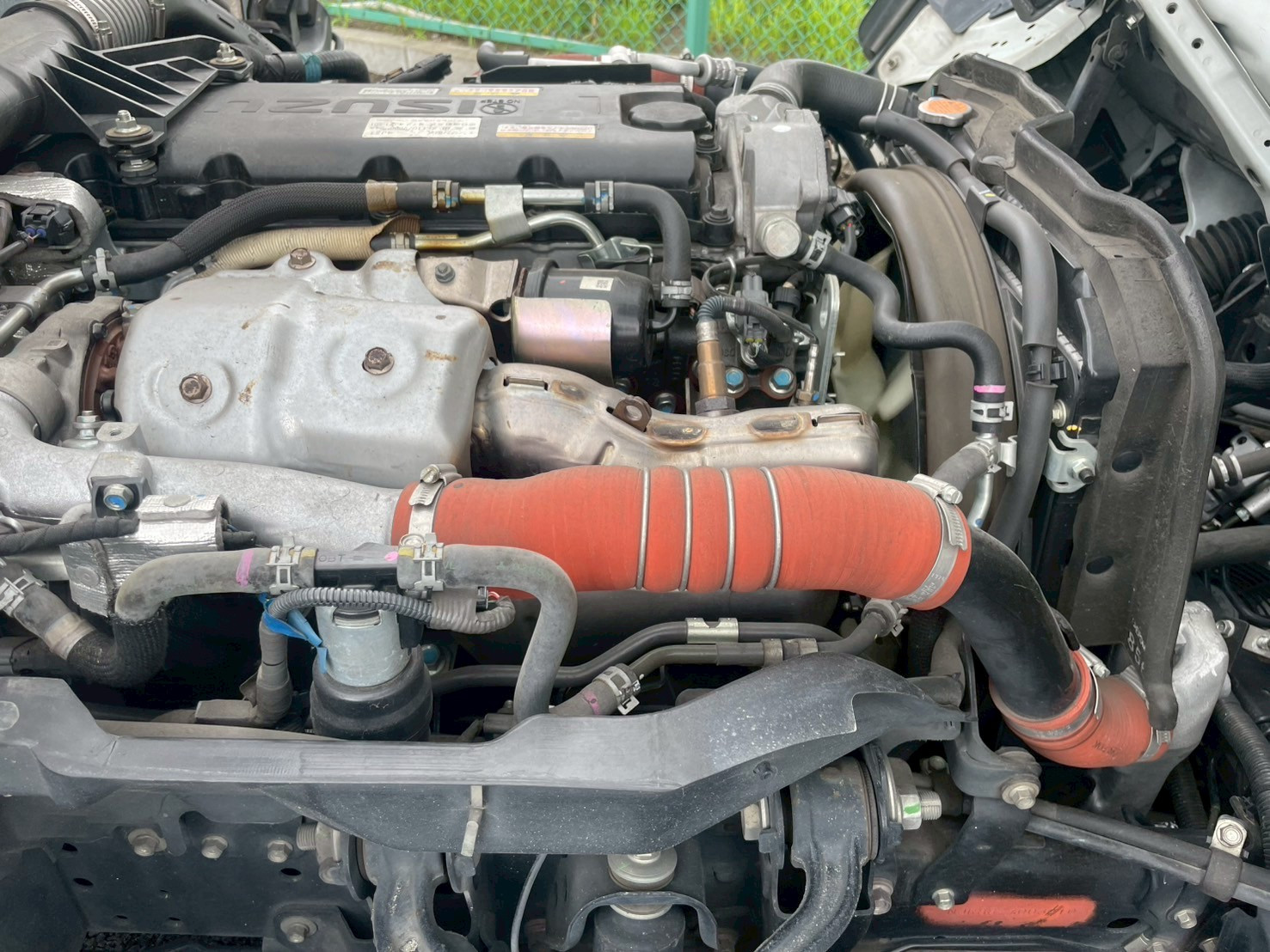 いすゞ エルフ 2RG-NJR88A(2WD)の写真22