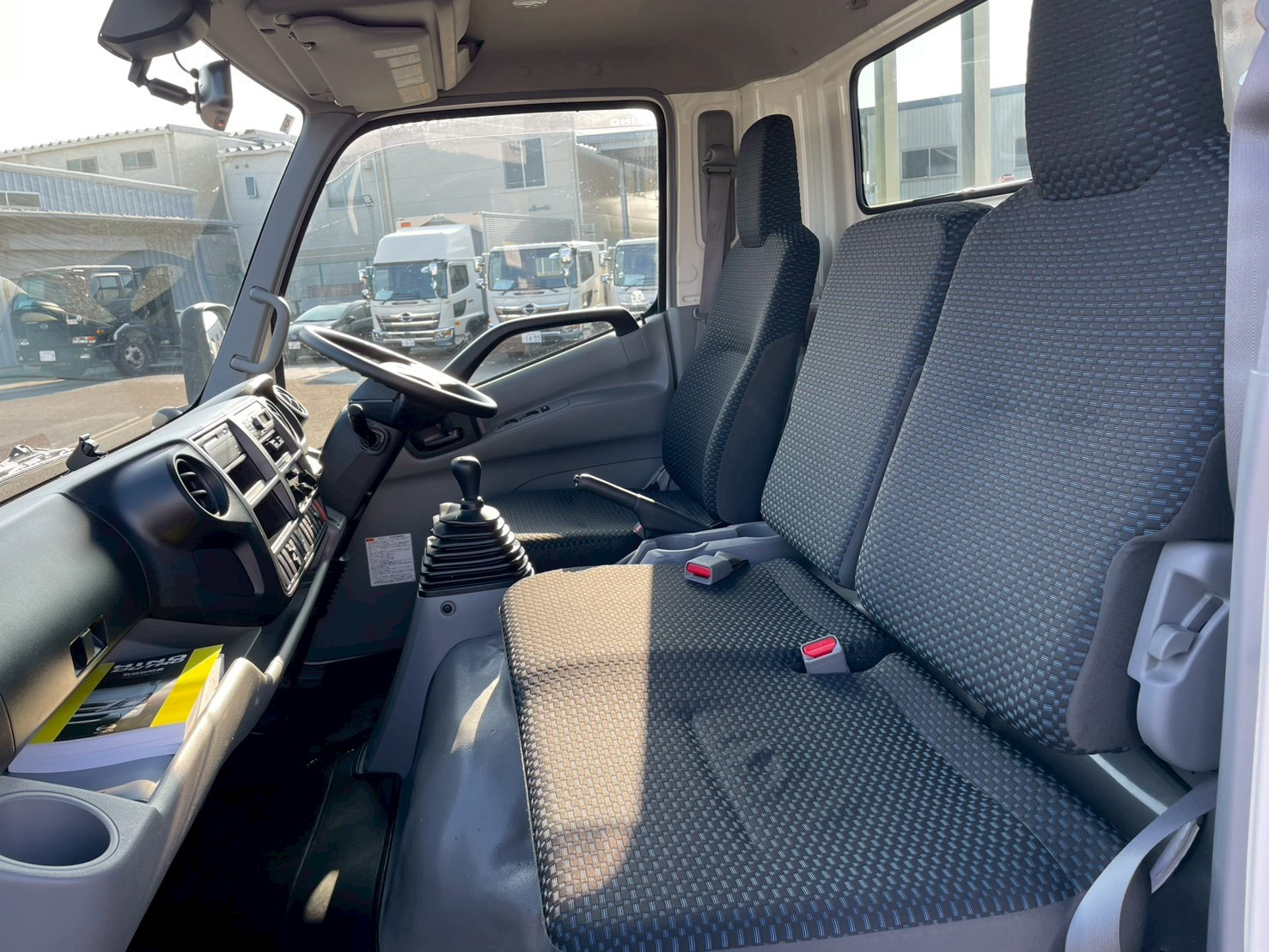 日野 デュトロ 2PG-XZU712M(2WD)の写真46