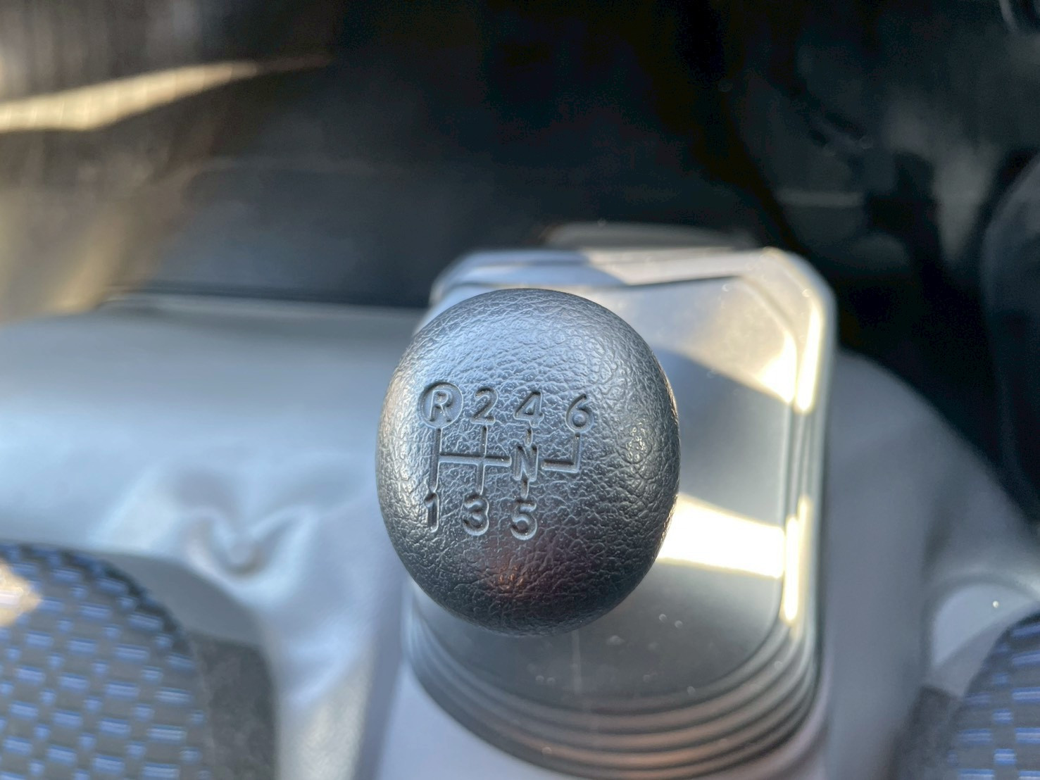 日野 デュトロ 2PG-XZU712M(2WD)の写真48