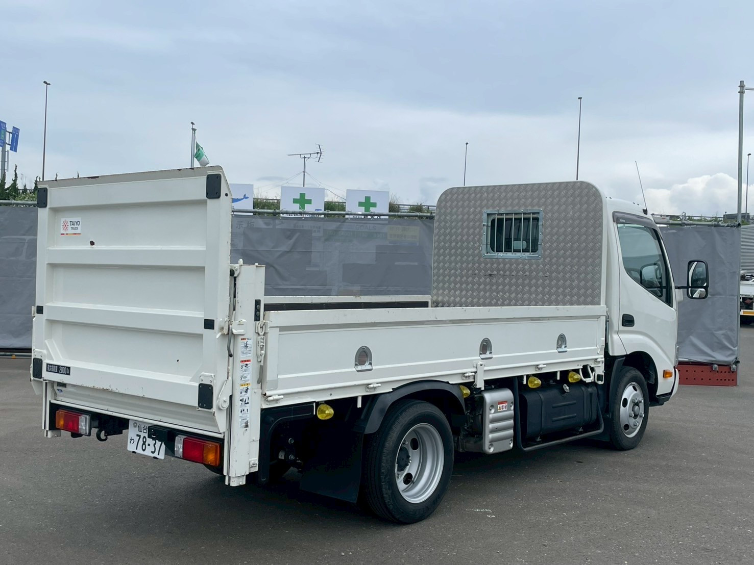 日野 デュトロ 2RG-XZC645M(2WD)の写真4