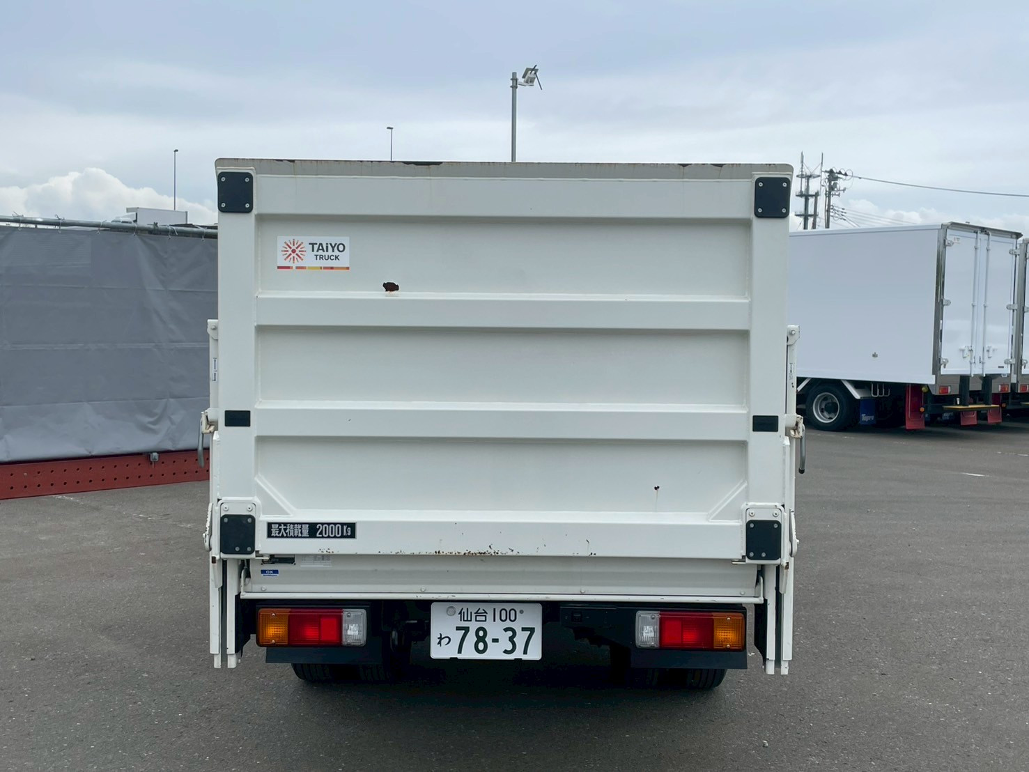 日野 デュトロ 2RG-XZC645M(2WD)の写真5