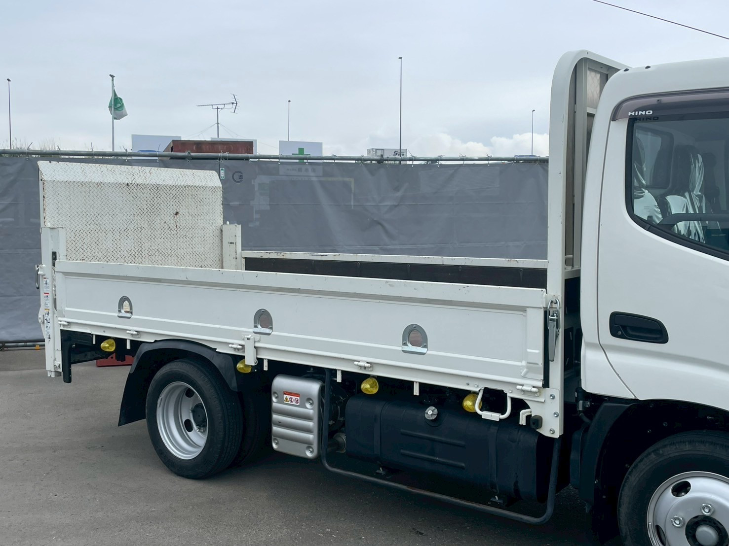 日野 デュトロ 2RG-XZC645M(2WD)の写真8