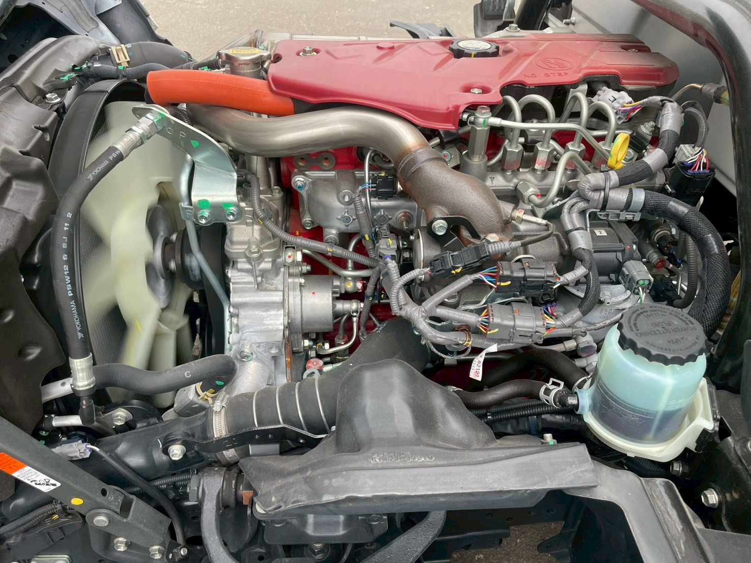 日野 デュトロ 2RG-XZC645M(2WD)の写真30