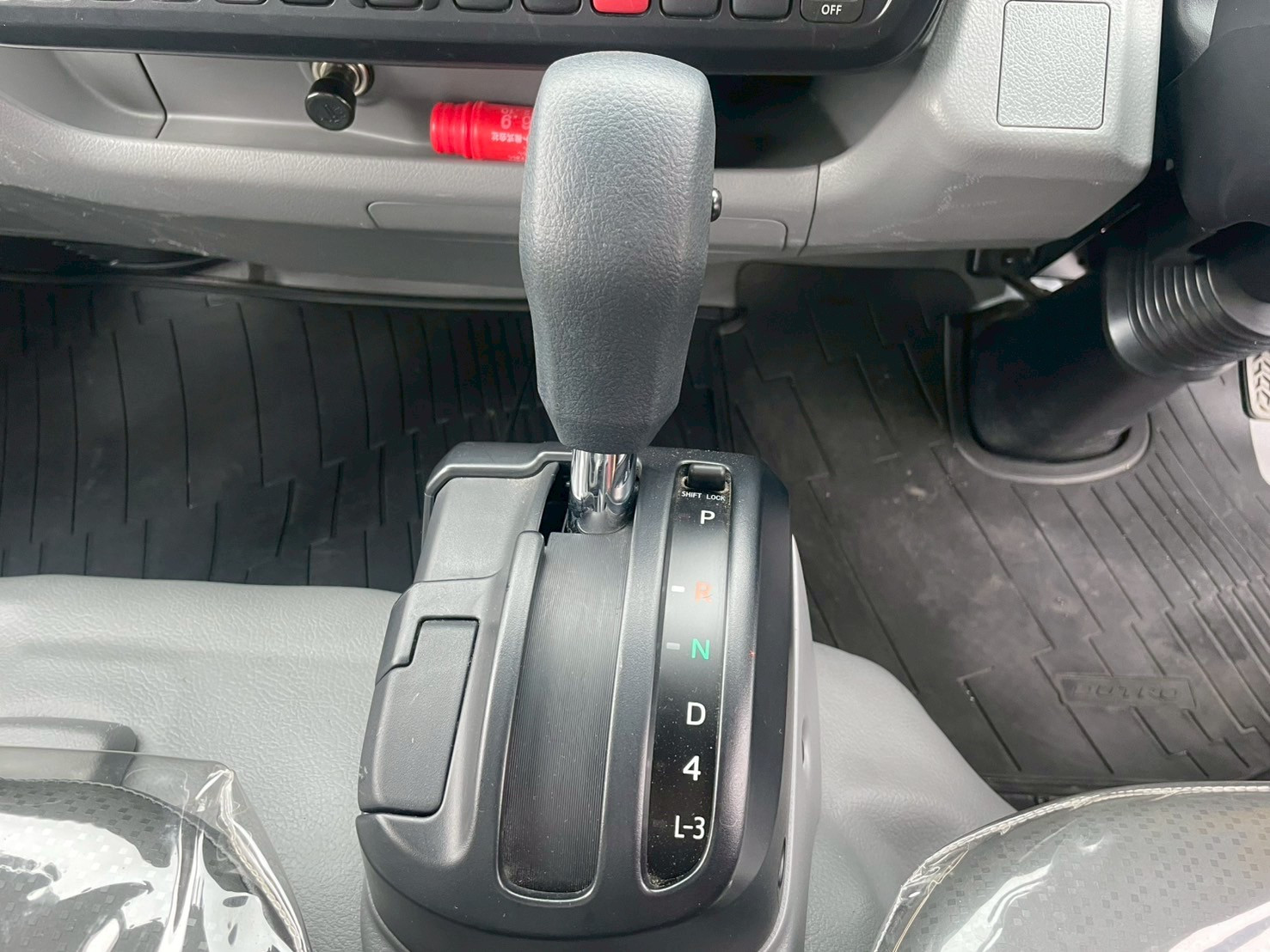 日野 デュトロ 2RG-XZC645M(2WD)の写真36