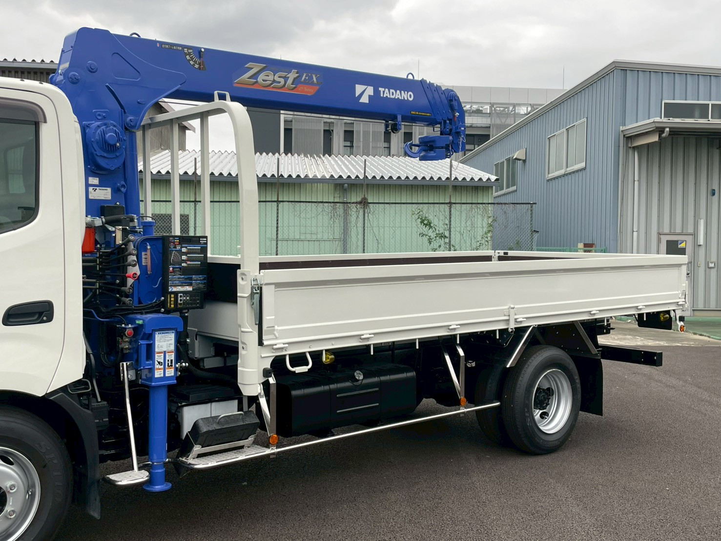 日野 デュトロ 2KG-XZU720M(2WD)の写真9