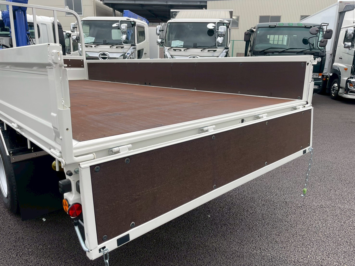 日野 デュトロ 2KG-XZU720M(2WD)の写真15