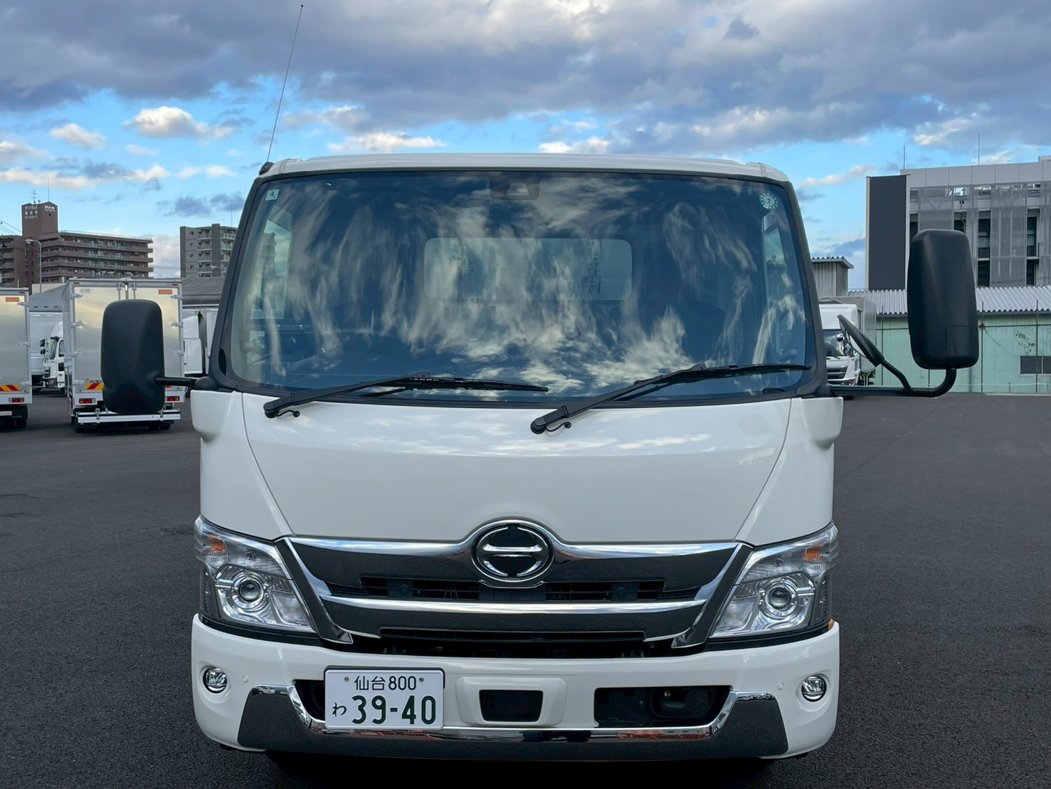 日野 デュトロ 2KG-XZU710M(2WD)の写真2