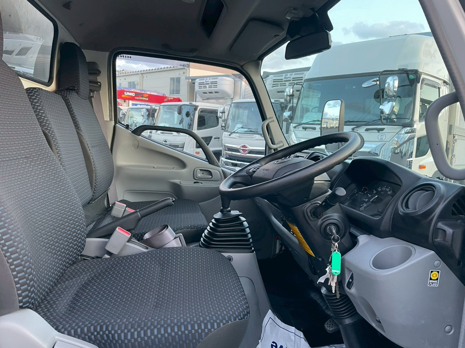 日野 デュトロ 2KG-XZU655M(2WD)の写真30