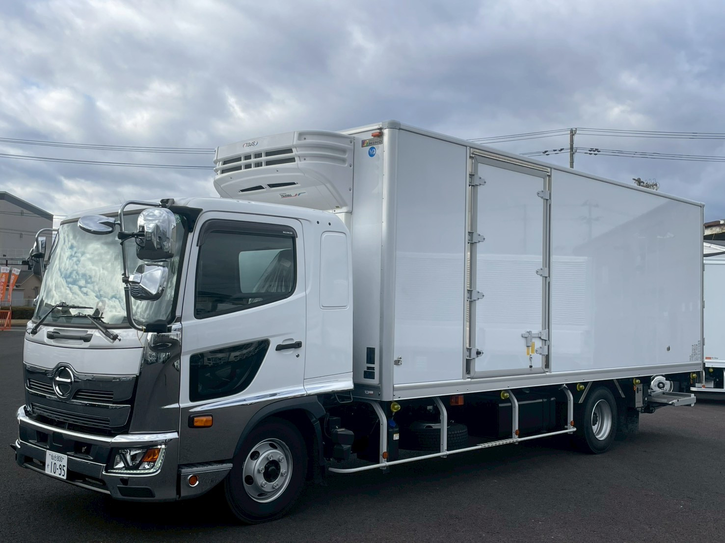 日野 レンジャー 2KG-FD2ABG(2WD)の写真1